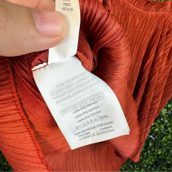 Madewell pleated flowey top nwt - Picture 8 of 8